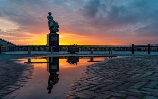 Het Urker vissersmonument